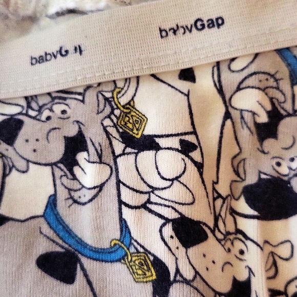Baby Gap Scooby Doo print pajama pants - Picture 2 of 3